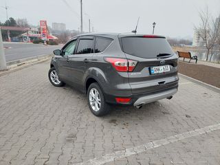 Ford Escape foto 5