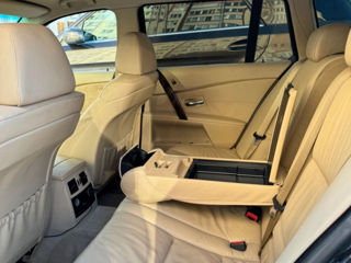 BMW 5 Series foto 5