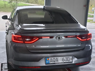 Renault Samsung SM6 foto 2