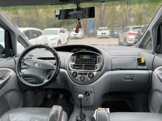 Toyota Previa foto 15