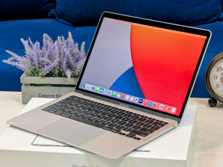 MacBook Air Retina 2022 (Apple M1/16Gb Ram/256Gb SSD/13.3" Retina) foto 3