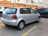 Volkswagen Polo foto 4