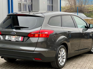 Ford Focus foto 3