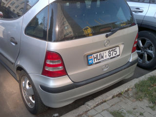 Mercedes A-Class foto 1