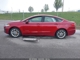 Ford Fusion foto 13