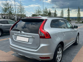 Volvo XC60 foto 4