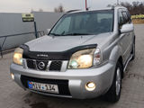 Nissan X-Trail foto 2