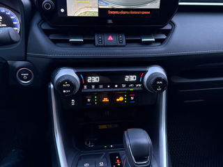Toyota Rav 4 фото 4