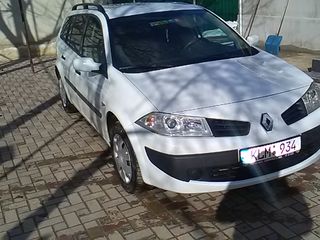 Renault Megane foto 1