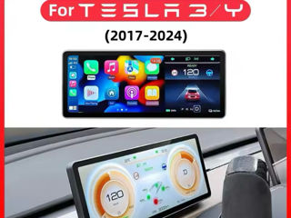 Tesla model Y foto 5