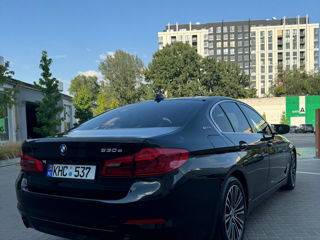 BMW 5 Series foto 7