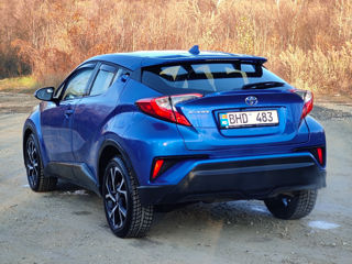 Toyota C-HR foto 6