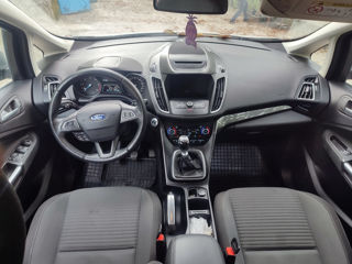 Ford C-Max foto 9