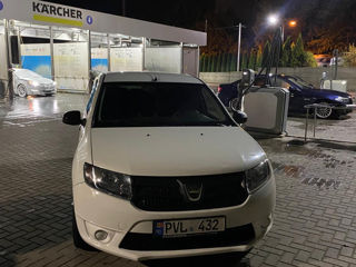 Dacia Logan foto 8