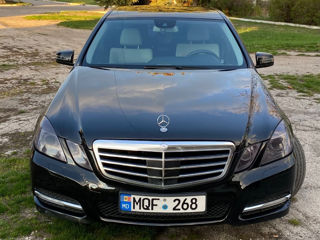 Mercedes E-Class фото 5