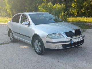 Skoda Octavia foto 2