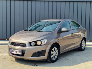 Chevrolet Aveo foto 1