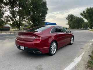 Lincoln MKZ foto 1