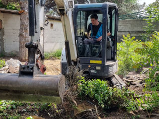 Excavator si Bobcat foto 3