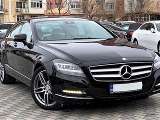 Mercedes CLS Class foto 1