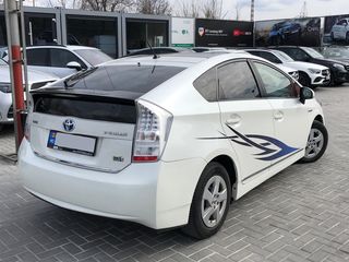 Toyota Prius foto 3