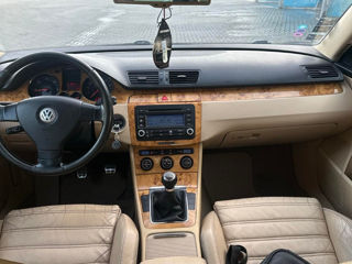 Volkswagen Passat foto 7