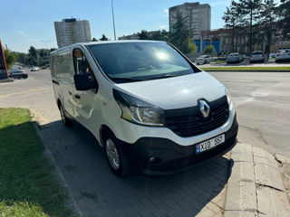 Renault Trafic foto 2