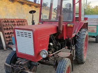 Se vinde tractor T25 foto 2