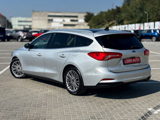 Ford Focus foto 6