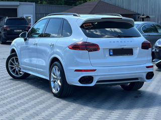 Porsche Cayenne foto 3