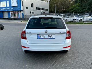 Skoda Octavia foto 5