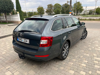 Skoda Octavia foto 3