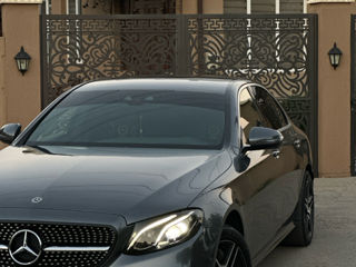 Mercedes E-Class foto 3