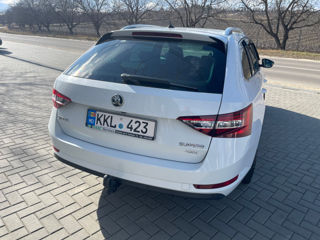 Skoda Superb foto 10