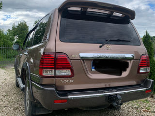 Toyota Land Cruiser foto 2