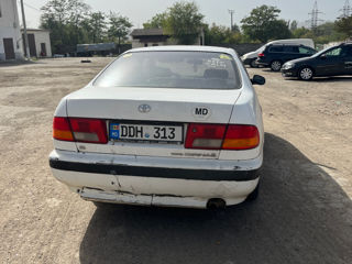 Toyota Carina foto 5