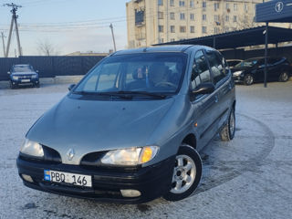 Renault Scenic foto 3