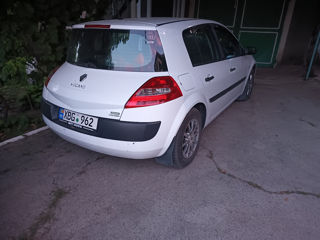 Renault Megane foto 9