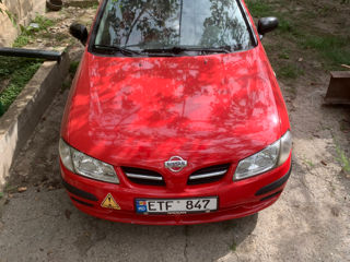 Nissan Almera foto 4