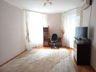 Apartament cu 1 cameră, 45 m², Centru, Chișinău