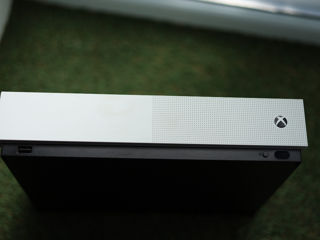 Xbox One S 1000gb foto 3