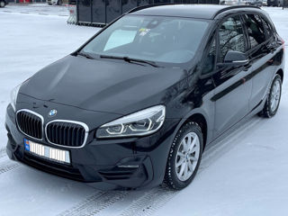 BMW 2 Series Active Tourer foto 2