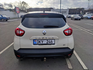 Renault Captur фото 2