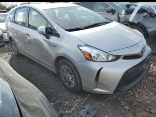 Разборка Toyota Prius V 12-17 foto 2