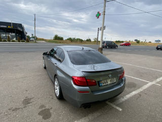 BMW 5 Series foto 3