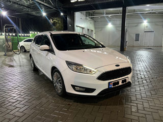 Ford Focus foto 2