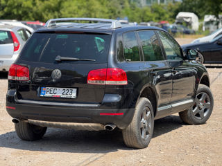 Volkswagen Touareg foto 5