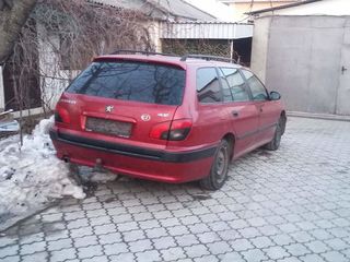 Peugeot 406 foto 2