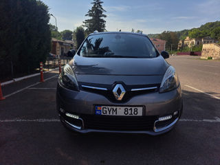 Renault Grand Scenic foto 8