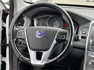 Volvo XC60 фото 11